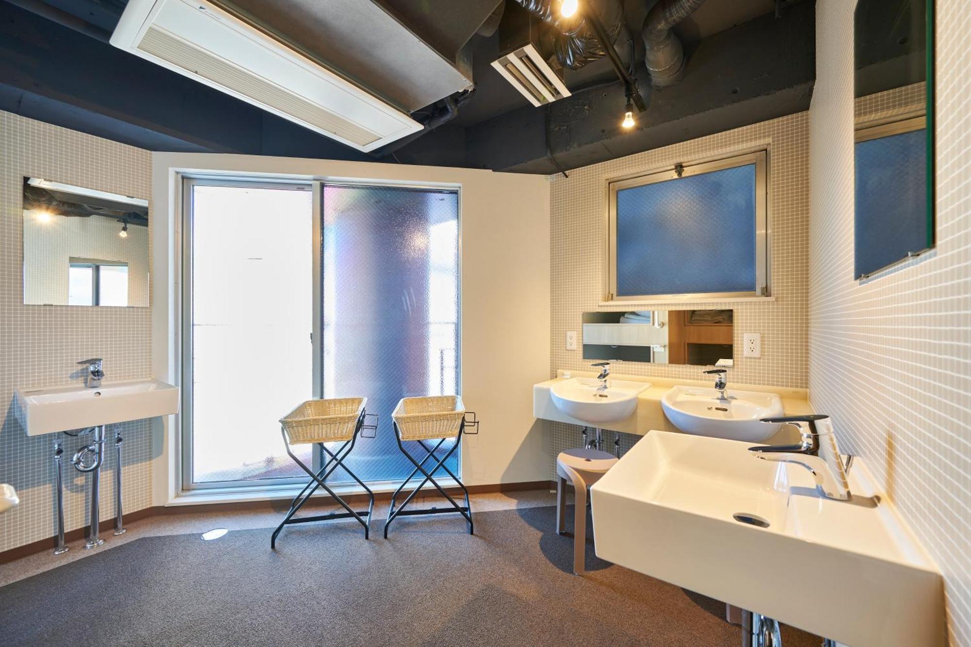 Capsule Continue Nijojokita Kapselhotel